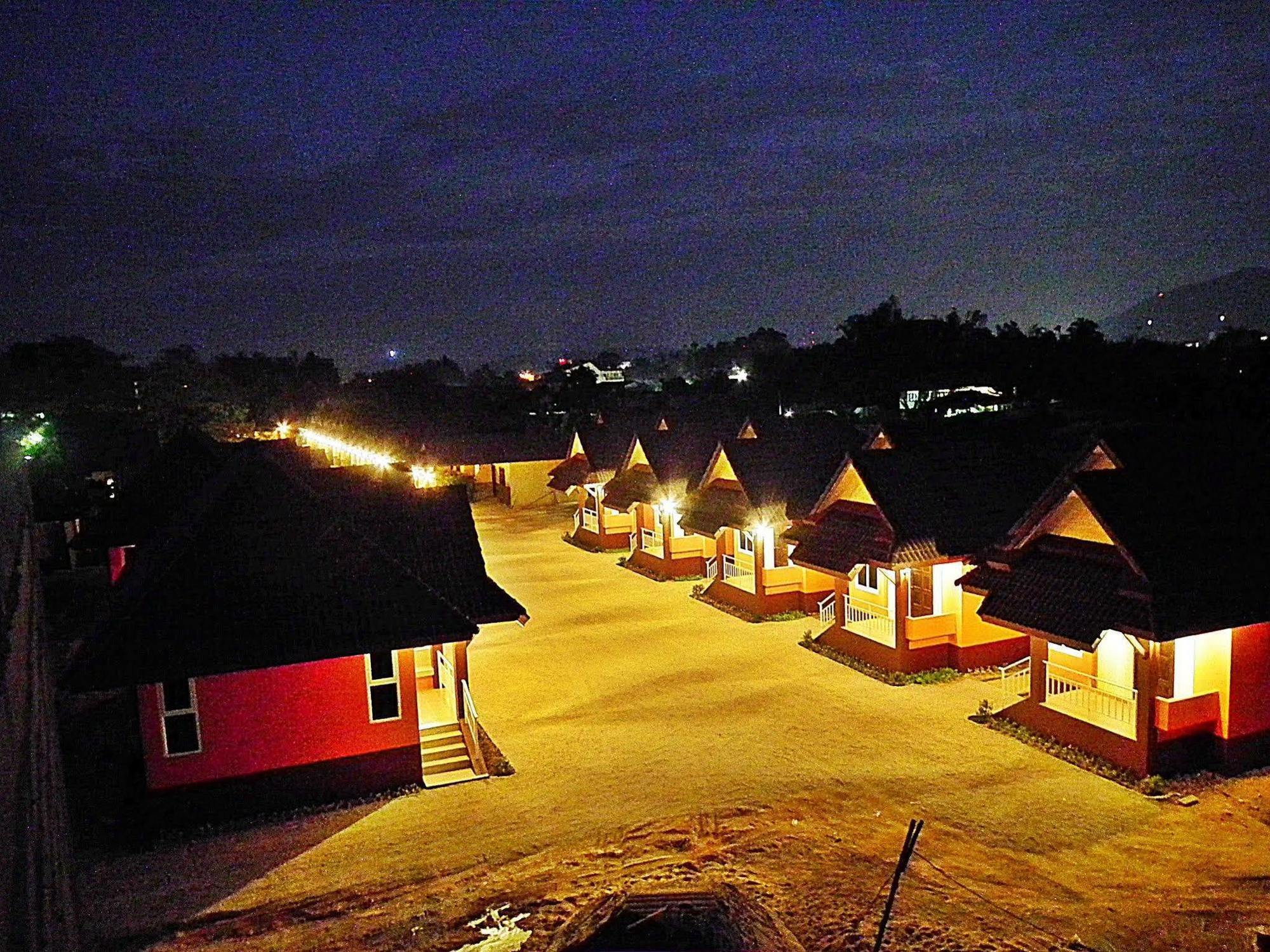 Suansiri Resort Chiang Rai Exteriör bild